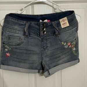 girls and women's shorts